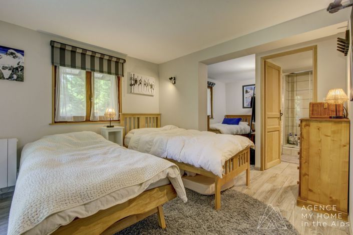 Image No.28-4 Bed House for sale