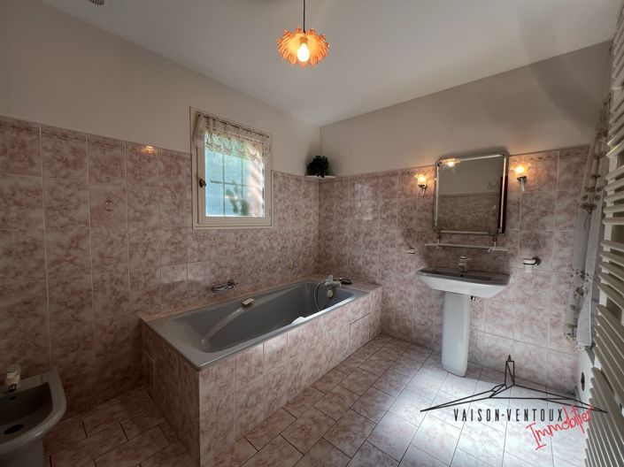 Image No.17-3 Bed House for sale