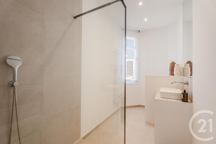 Image No.13-3 Bed Apartment for sale