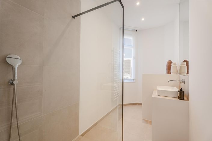 Image No.13-3 Bed Apartment for sale