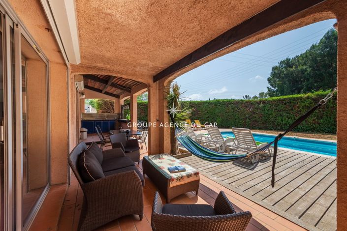 Image No.15-4 Bed House for sale