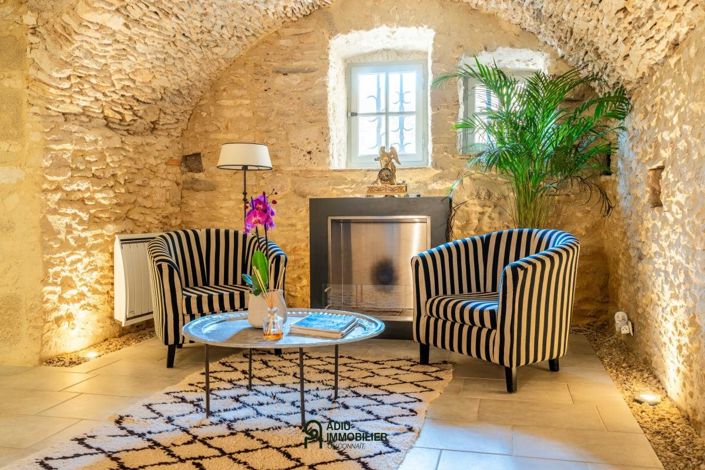 Image No.14-6 Bed House for sale