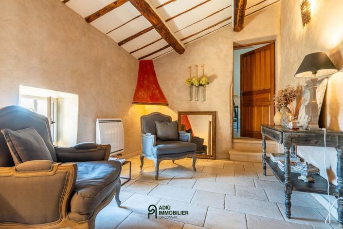 Image No.16-6 Bed House for sale