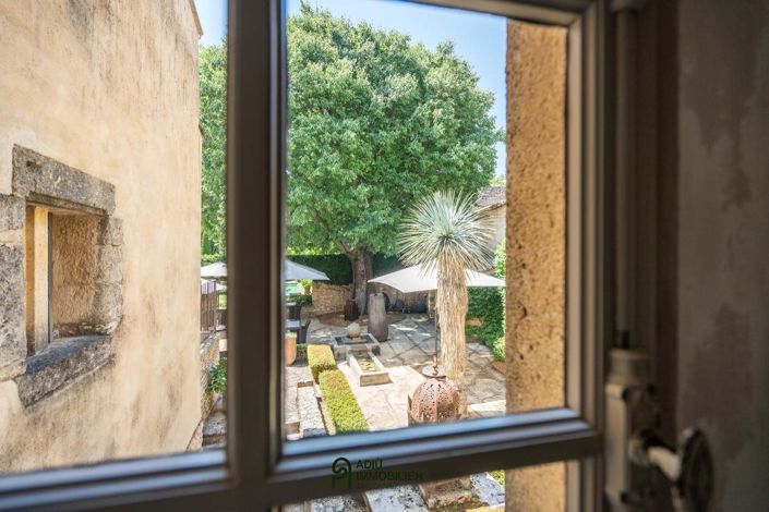 Image No.23-6 Bed House for sale