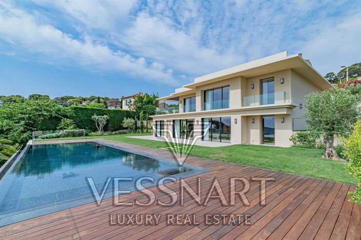Image No.5-7 Bed House for sale