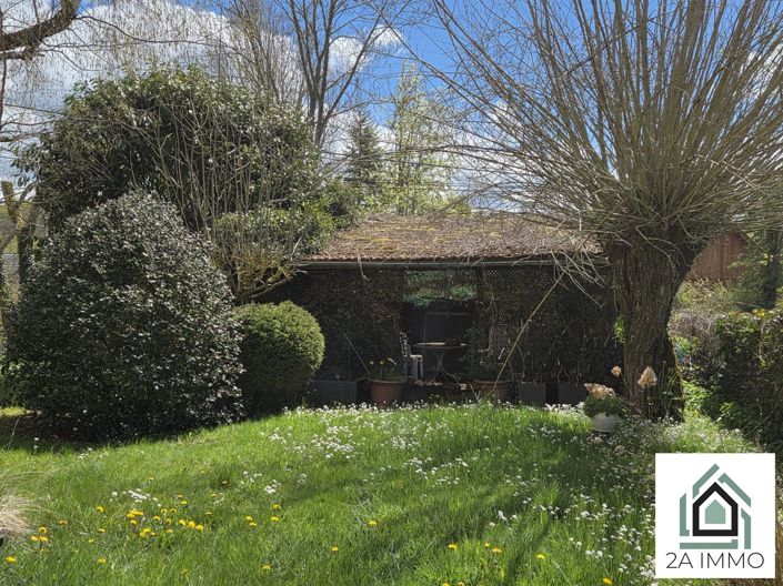 Image No.2-4 Bed House for sale