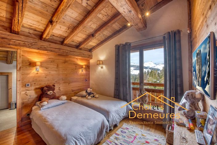 Image No.18-6 Bed House for sale