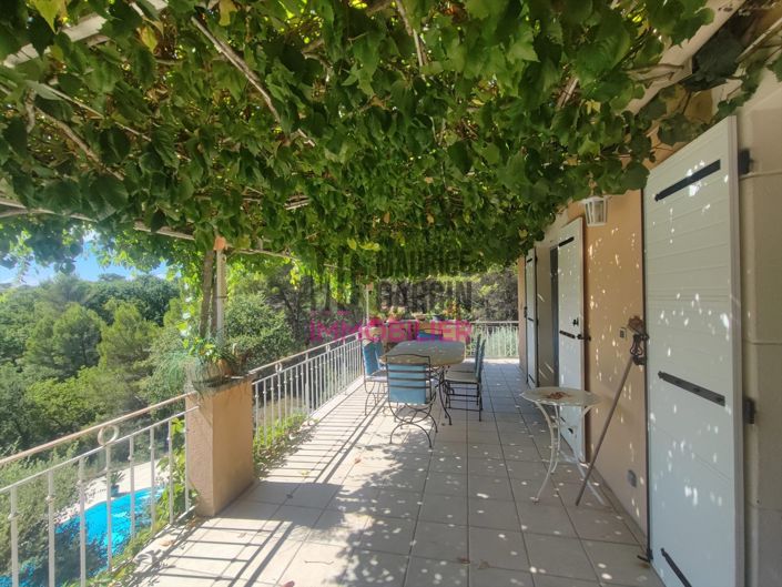 Image No.2-3 Bed House for sale
