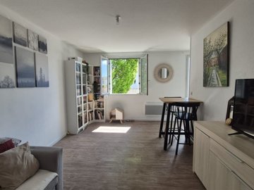 1 - Auch, Apartment