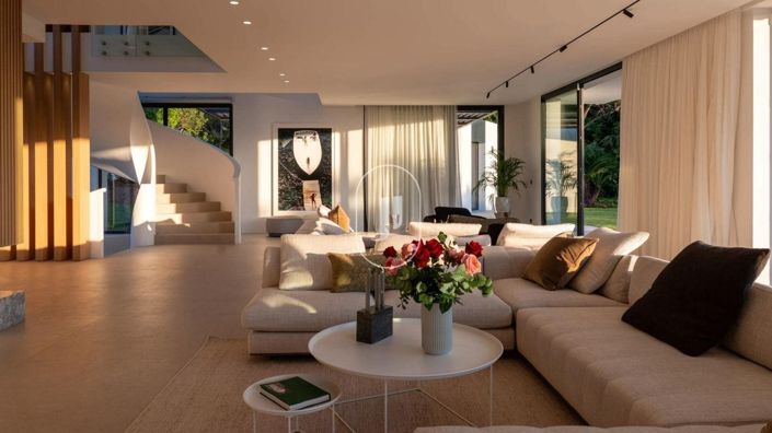 Image No.7-7 Bed House for sale