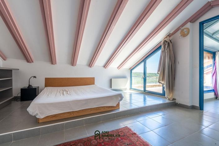 Image No.12-5 Bed House for sale