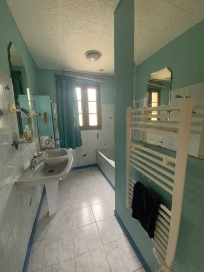 Image No.16-Propriété de 5 chambres à vendre à Gramat