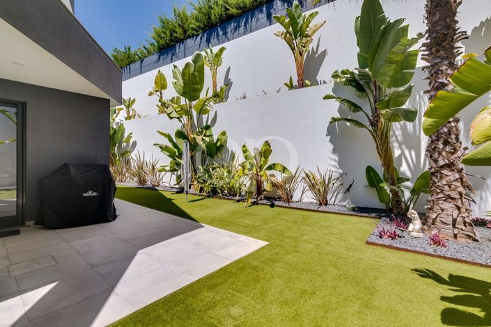 Image No.23-4 Bed House for sale