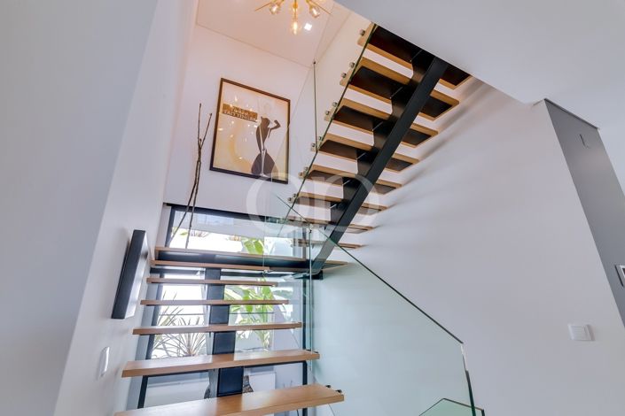 Image No.31-4 Bed House for sale
