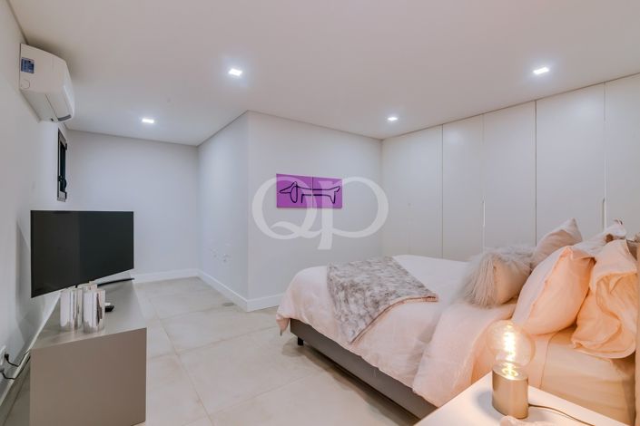 Image No.37-4 Bed House for sale