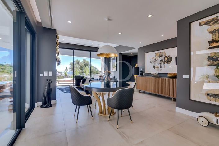Image No.57-4 Bed House for sale