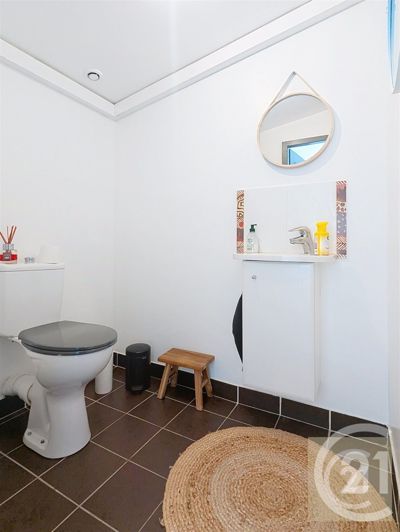 Image No.28-3 Bed House for sale