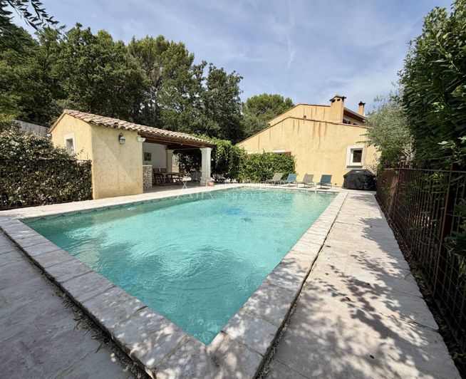 Image No.27-4 Bed House for sale