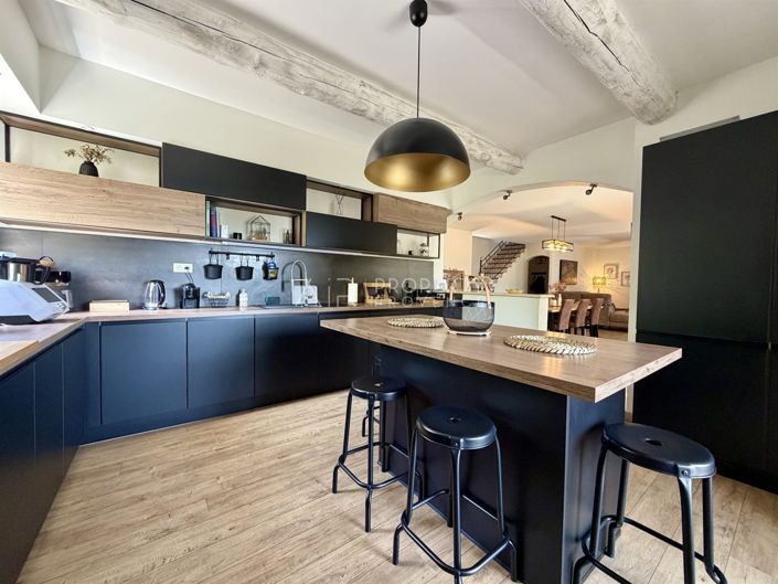 Image No.6-4 Bed House for sale