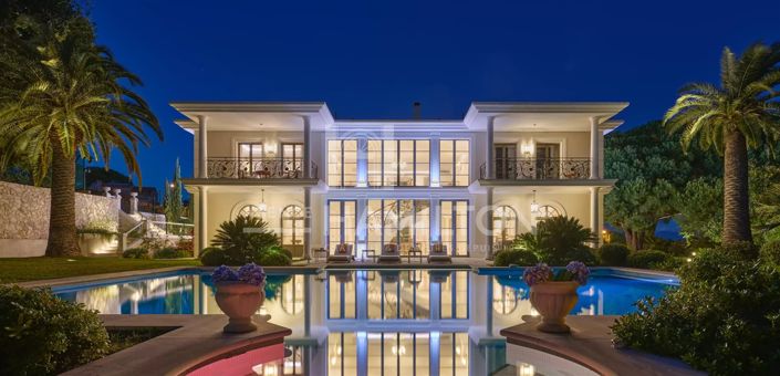 Image No.3-8 Bed House for sale