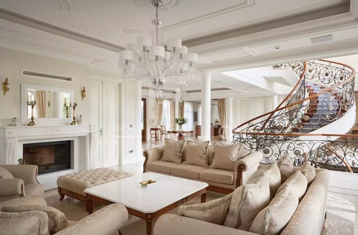 Image No.6-8 Bed House for sale