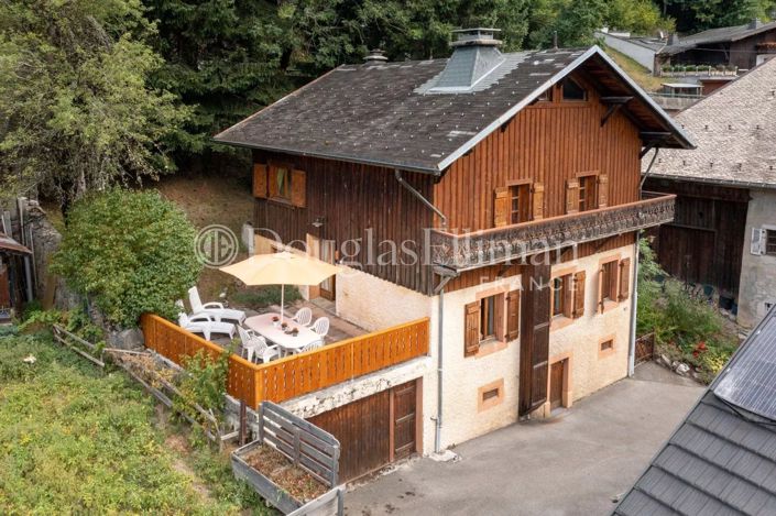 Image No.2-Maison de 6 chambres à vendre à Haute-Savoie