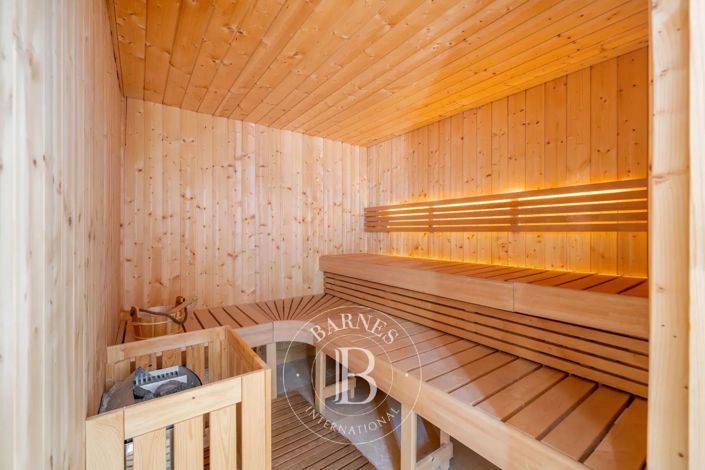 Image No.23-9 Bed House for sale