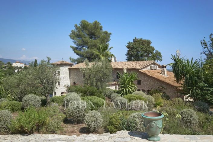 Image No.19-6 Bed House for sale