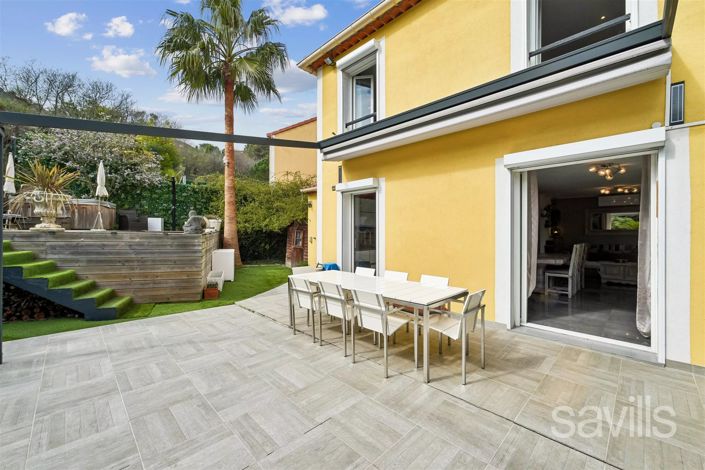 Image No.11-3 Bed House for sale