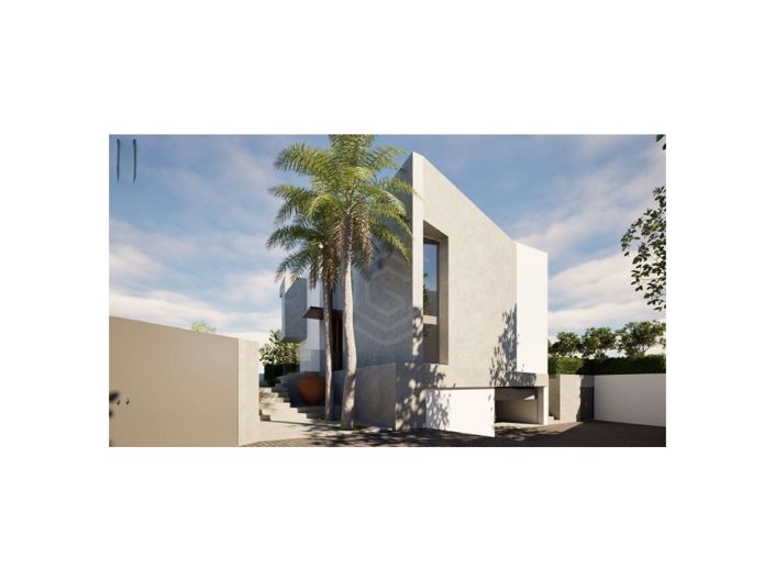 Image No.8-4 Bed House for sale