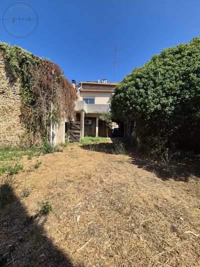 Image No.6-5 Bed House for sale