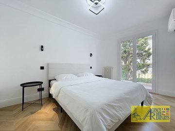 adckza113xeg0b9w12