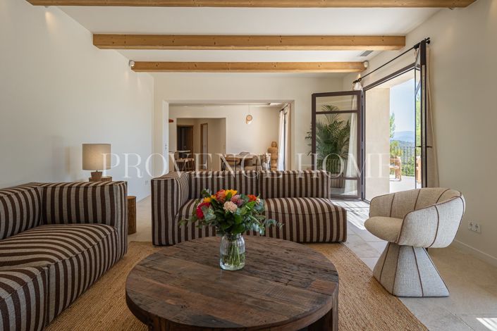 Image No.14-6 Bed House for sale
