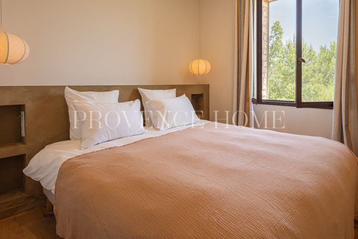 Image No.16-6 Bed House for sale