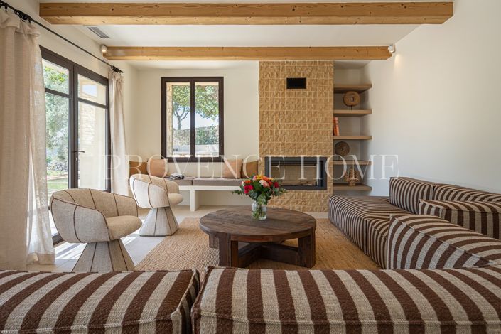 Image No.9-6 Bed House for sale