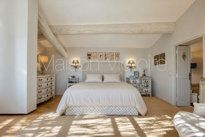 Image No.30-4 Bed House for sale