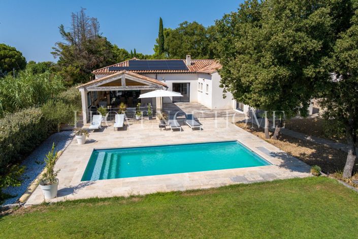Image No.3-4 Bed House for sale