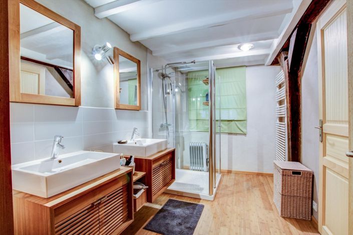 Image No.12-Propriété de 6 chambres à vendre à Prévessin-Moëns