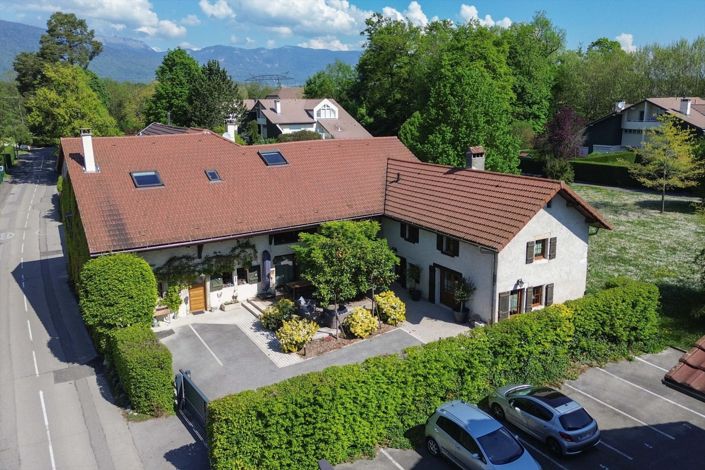 Image No.4-Propriété de 6 chambres à vendre à Prévessin-Moëns