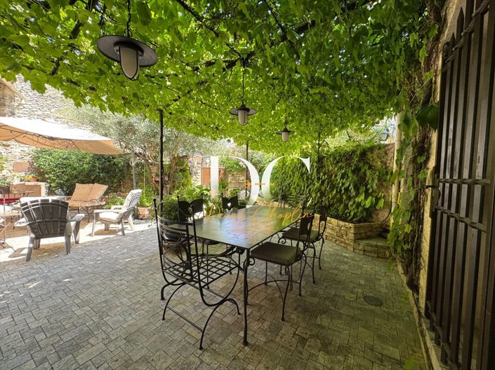 Image No.21-4 Bed House for sale