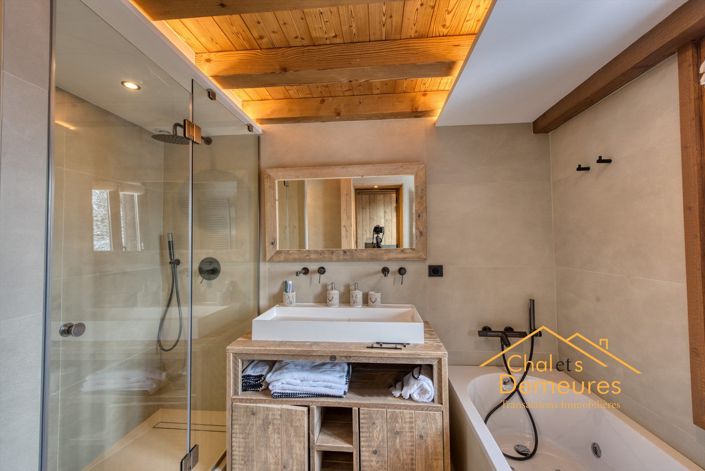 Image No.19-5 Bed Apartment for sale