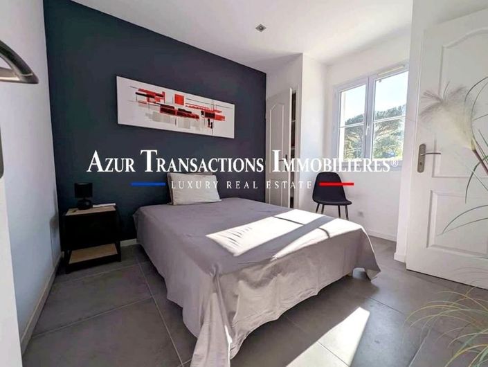 Image No.13-3 Bed House for sale