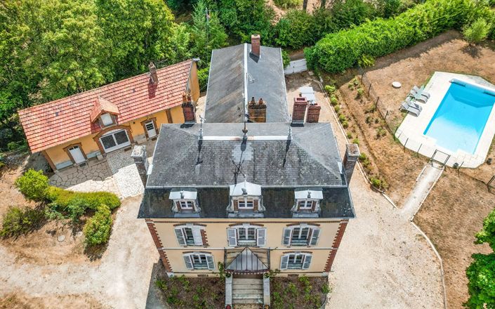 Image No.2-8 Bed House for sale