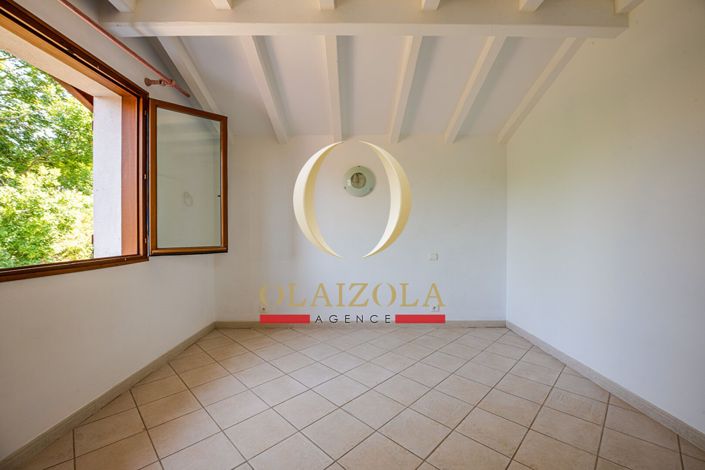 Image No.13-5 Bed House for sale