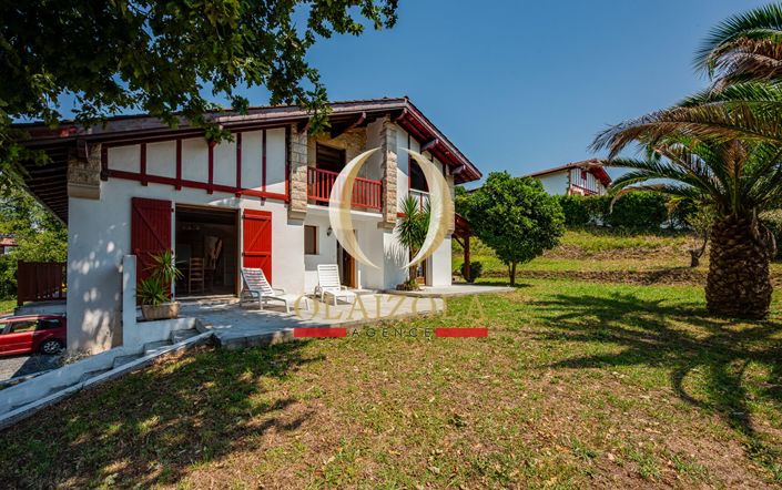 Image No.2-5 Bed House for sale