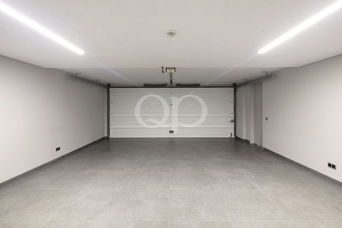 Image No.32-4 Bed House for sale