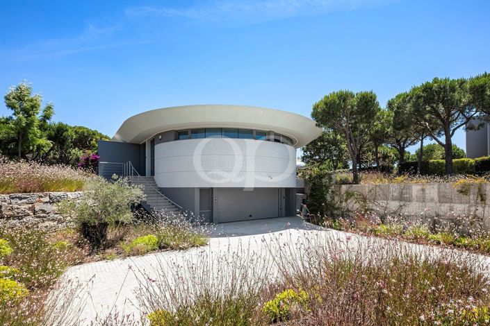 Image No.37-4 Bed House for sale