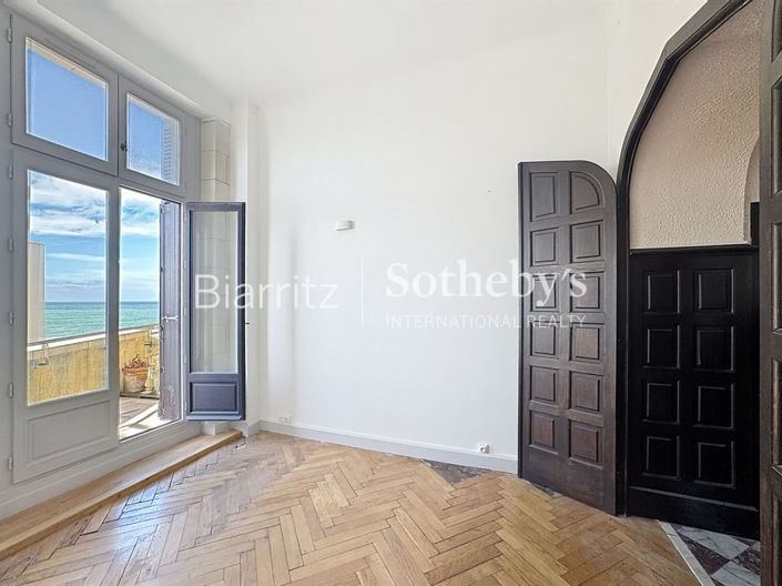 Image No.5-3 Bed Apartment for sale