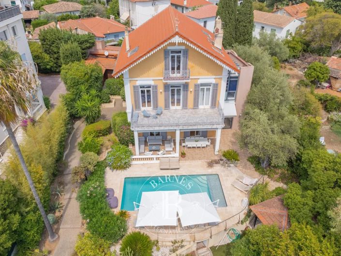 Image No.16-7 Bed House for sale