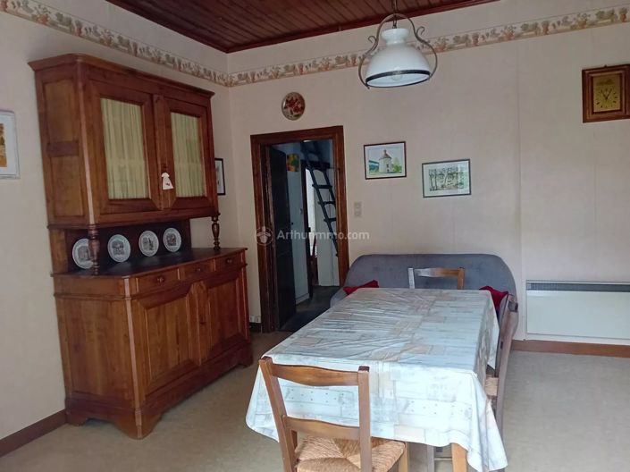 Image No.7-2 Bed House for sale